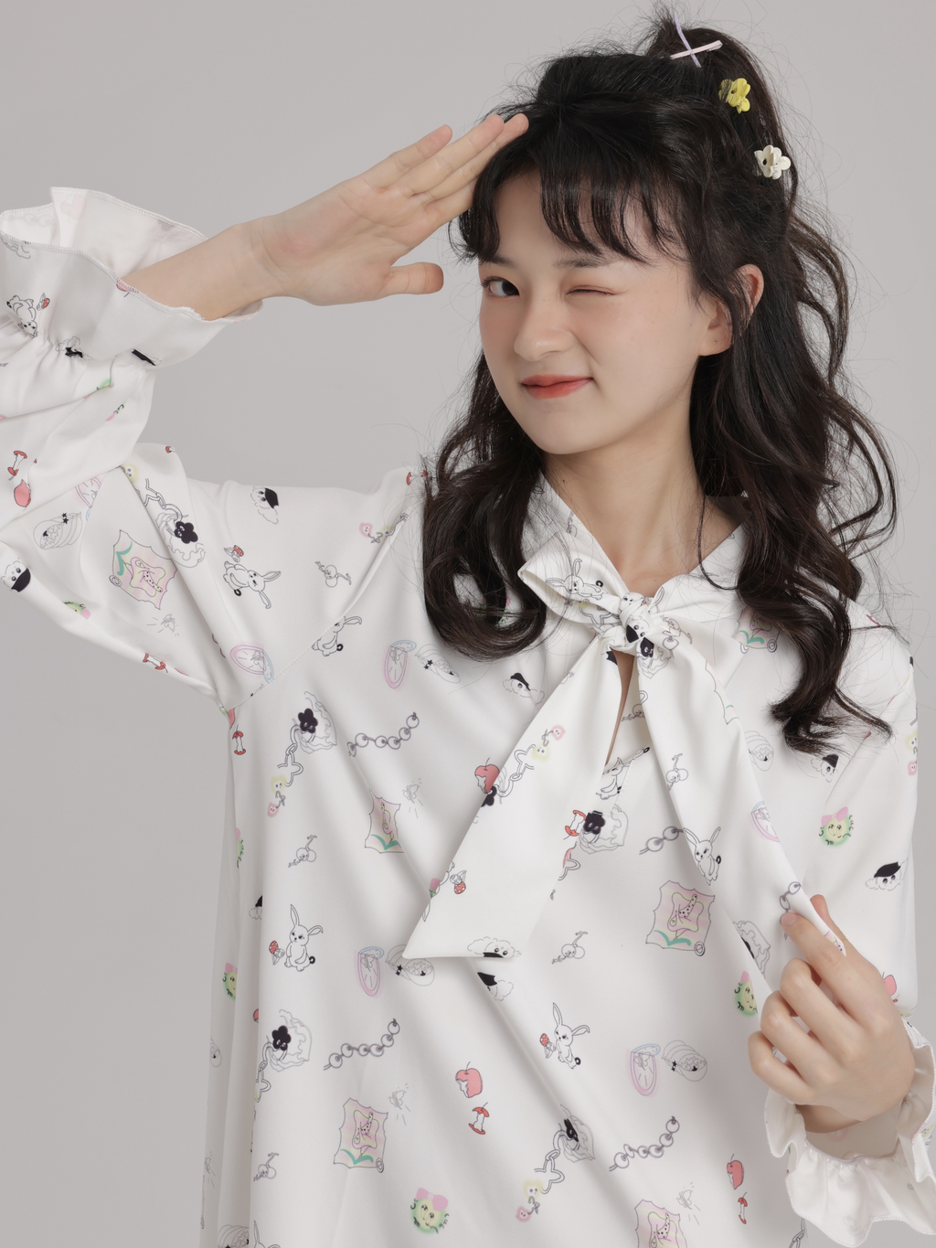 Kaixin Hostel All-Over Print Bow Tie Dress
