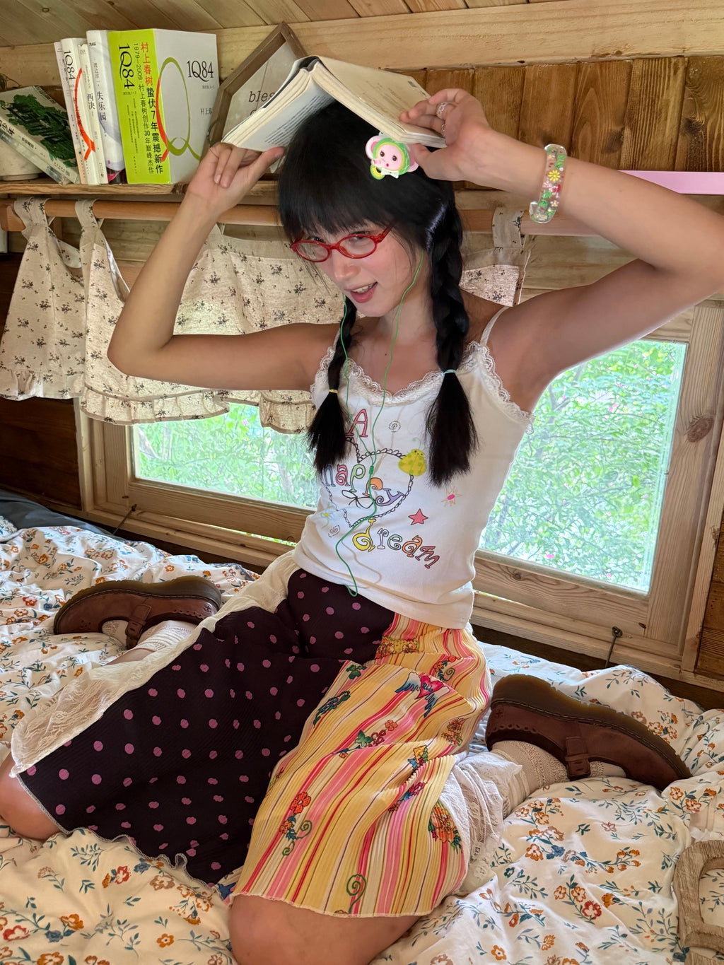 Kaixin Hostel 2025SS Letter Graphic Lace Camisole