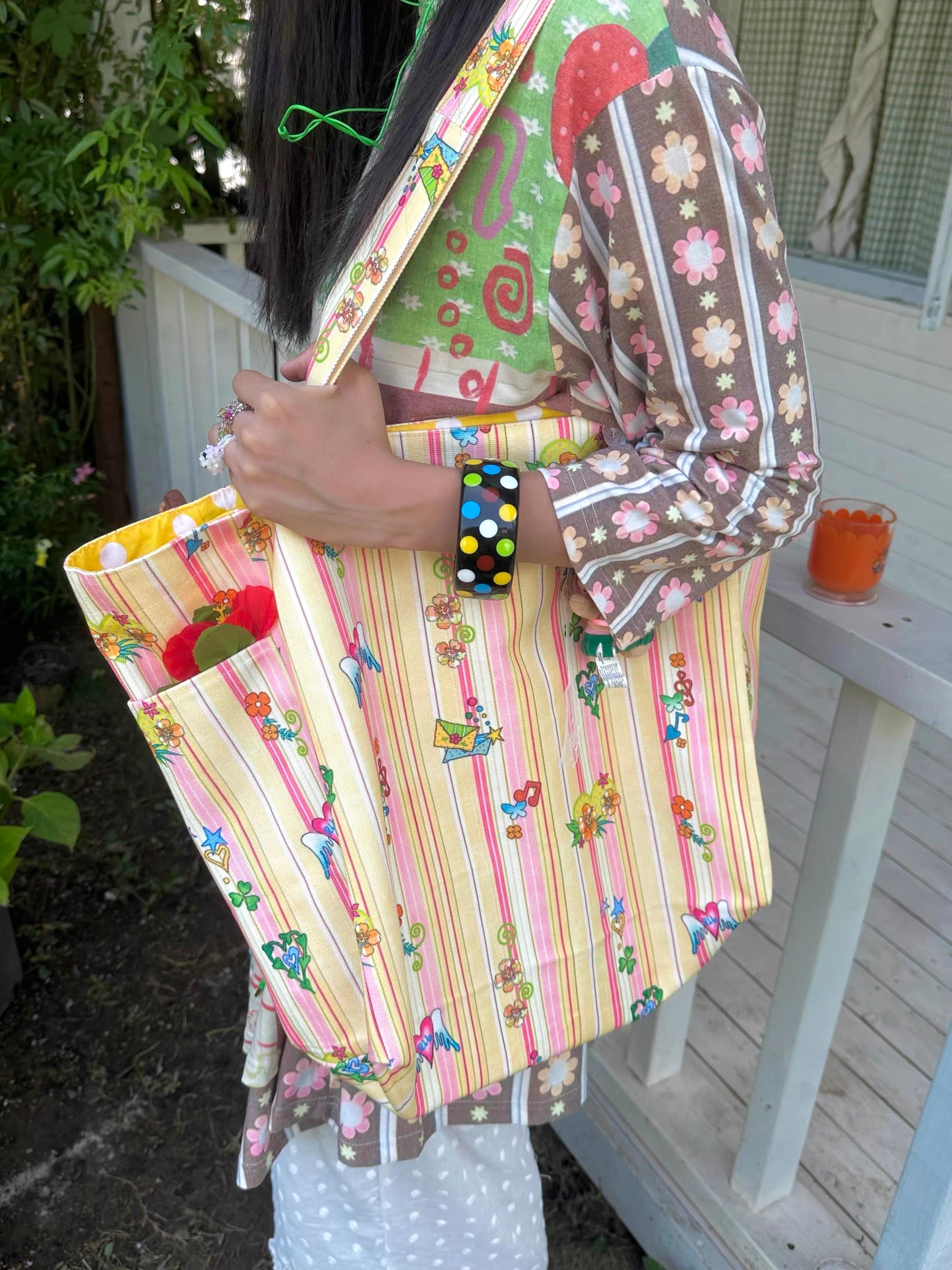 Kaixin Hostel x Octopus Grass 2025 Floral Print Beach Tote Bag