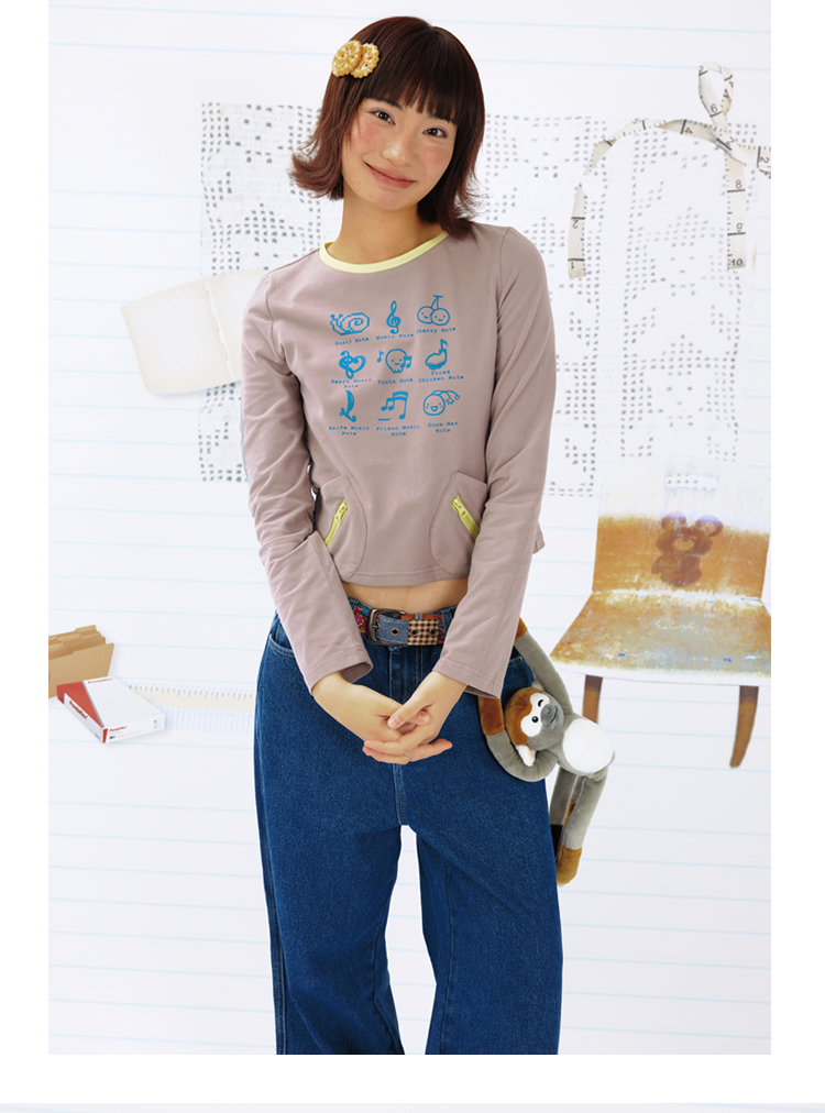Leele Music Note Foam Print Graphic T-shirt
