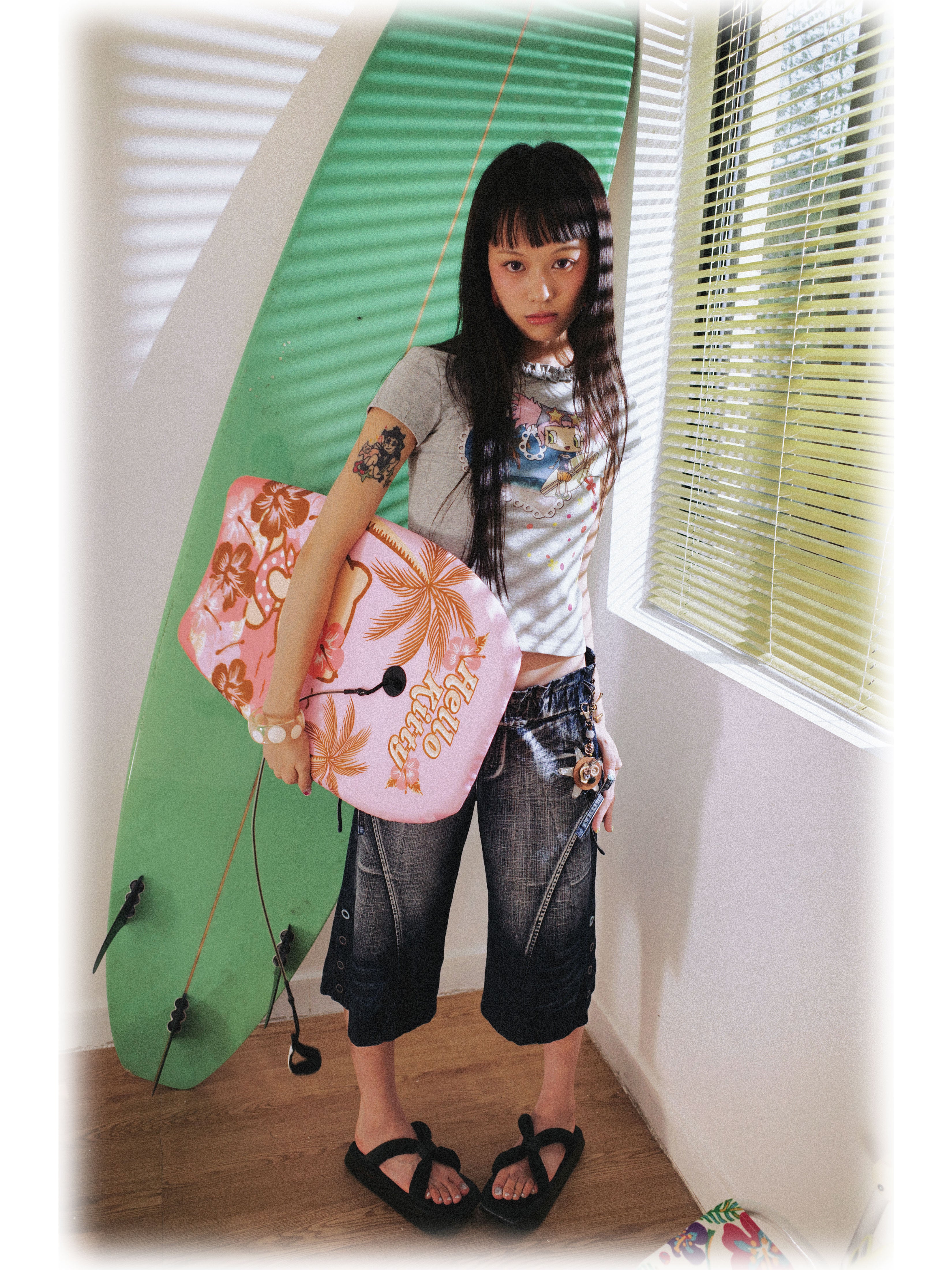 SassyLove 25SS Navy Crinkle-Waist Bow Tie Side-Button Capri Jeans